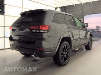 2020 Jeep Grand Cherokee Altitude Edition - miniatura 4