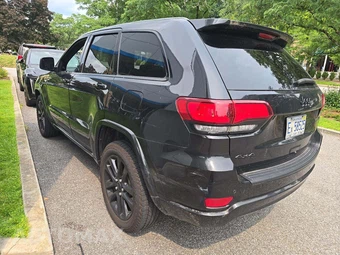 2020 Jeep Grand Cherokee Altitude Edition - miniatura 2