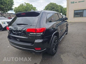2020 Jeep Grand Cherokee Altitude Edition - miniatura 3