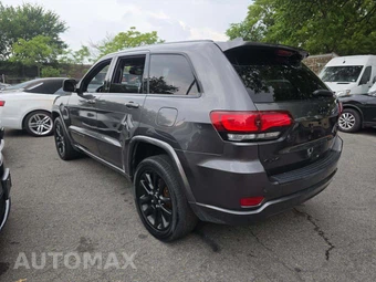 2020 Jeep Grand Cherokee Altitude Edition - miniatura 2