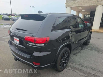 2020 Jeep Grand Cherokee Altitude Edition - miniatura 3
