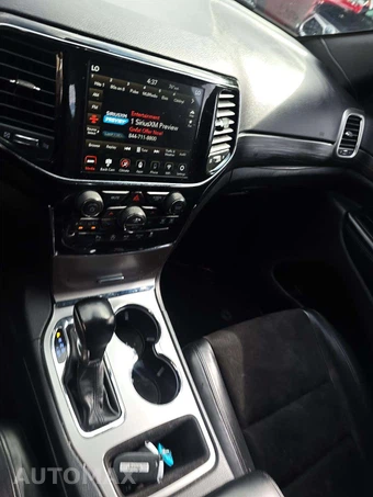 2020 Jeep Grand Cherokee Altitude Edition - miniatura 10