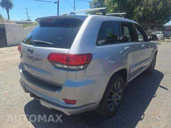 2020 Jeep Grand Cherokee High Altitude Edition - miniatura 3