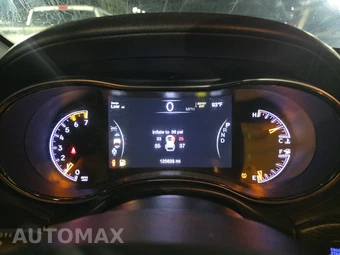 2020 Jeep Grand Cherokee High Altitude Edition - miniatura 12