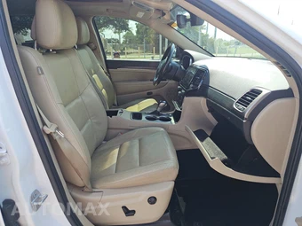2020 Jeep Grand Cherokee Limited – miniatura 8