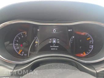 2020 Jeep Grand Cherokee North Edition - miniatura 12