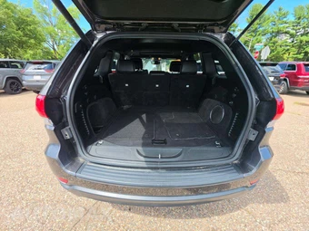 2020 Jeep Grand Cherokee North Edition - miniatura 14