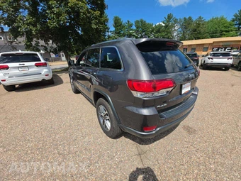2020 Jeep Grand Cherokee North Edition - miniatura 2