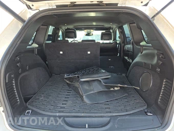 2020 Jeep Grand Cherokee North Edition - miniatura 16