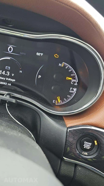2020 Jeep Grand Cherokee Overland - miniatura 29