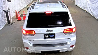 2020 Jeep Grand Cherokee Overland - miniatura 5