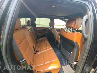 2020 Jeep Grand Cherokee Overland - miniatura 16