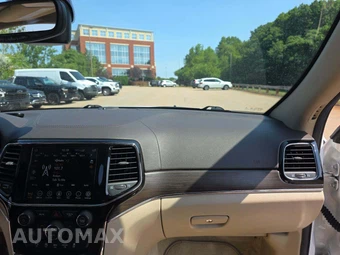 2020 Jeep Grand Cherokee Overland - miniatura 19