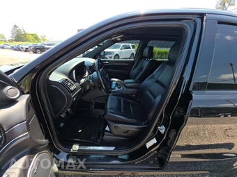 2020 Jeep Grand Cherokee Overland High Altitude Edition - miniatura 3