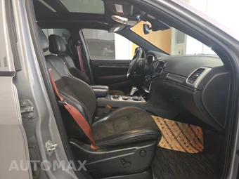 2020 Jeep Grand Cherokee SRT - miniatura 8