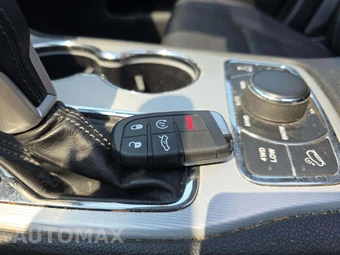 2020 Jeep Grand Cherokee Summit - miniatura 8
