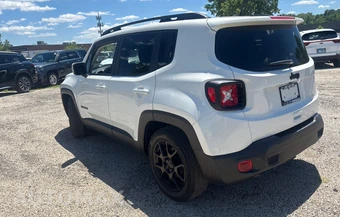 2020 Jeep Renegade Altitude Edition - miniatura 3