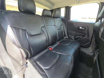2020 Jeep Renegade Jeepster – miniatura 13