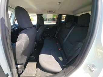 2020 Jeep Renegade Latitude – miniatura 13