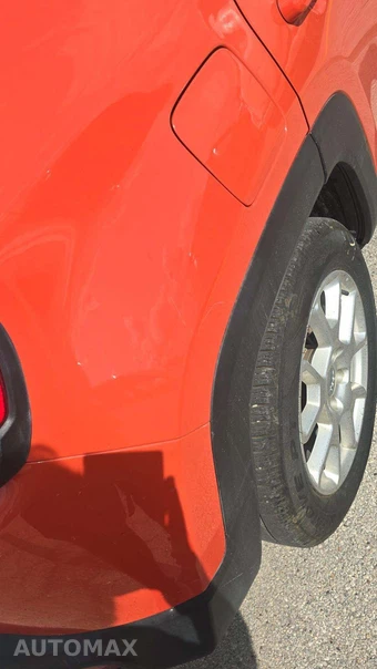2020 Jeep Renegade Latitude - miniatura 28