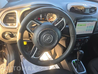 2020 Jeep Renegade Latitude – miniatura 10