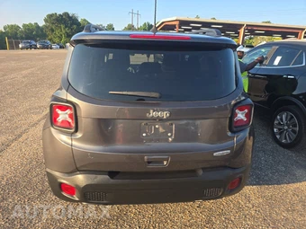 2020 Jeep Renegade Latitude – miniatura 5