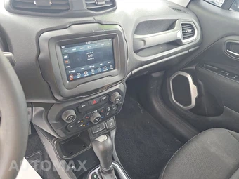 2020 Jeep Renegade Latitude - miniatura 11