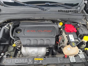 2020 Jeep Renegade Latitude - miniatura 15