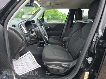 2020 Jeep Renegade Latitude - miniatura 3