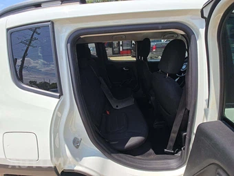 2020 Jeep Renegade Latitude – miniatura 13