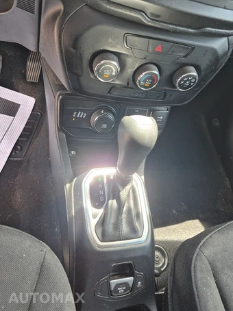 2020 Jeep Renegade Sport – miniatura 8