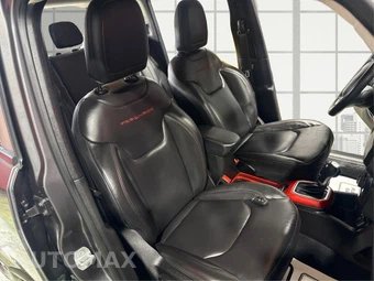 2020 Jeep Renegade Trailhawk - miniatura 12