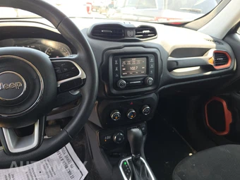 2020 Jeep Renegade Upland Edition - miniatura 11