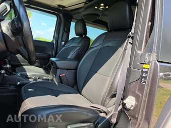 2020 Jeep Wrangler Freedom Edition - miniatura 3
