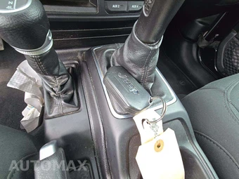 2020 Jeep Wrangler Sport - miniatura 8