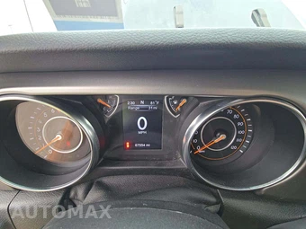 2020 Jeep Wrangler Sport - miniatura 9