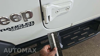2020 Jeep Wrangler Sport - miniatura 21