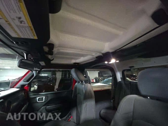2020 Jeep Wrangler Sport - miniatura 11