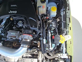 2020 Jeep Wrangler Sport - miniatura 22
