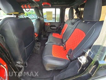 2020 Jeep Wrangler Unlimited Black and Tan - miniatura 13