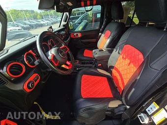 2020 Jeep Wrangler Unlimited Black and Tan - miniatura 6