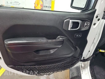 2020 Jeep Wrangler Unlimited Freedom Edition - miniatura 9
