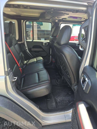 2020 Jeep Wrangler Unlimited Recon Edition - miniatura 13