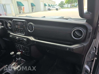 2020 Jeep Wrangler Unlimited Recon Edition - miniatura 16