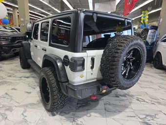 2020 Jeep Wrangler Unlimited Rubicon - miniatura 2