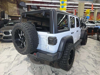 2020 Jeep Wrangler Unlimited Rubicon - miniatura 3