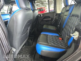 2020 Jeep Wrangler Unlimited Sahara - miniatura 13