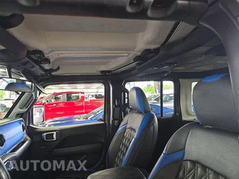 2020 Jeep Wrangler Unlimited Sahara - miniatura 17