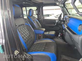2020 Jeep Wrangler Unlimited Sahara - miniatura 8