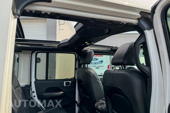 2020 Jeep Wrangler Unlimited Sahara - miniatura 14
